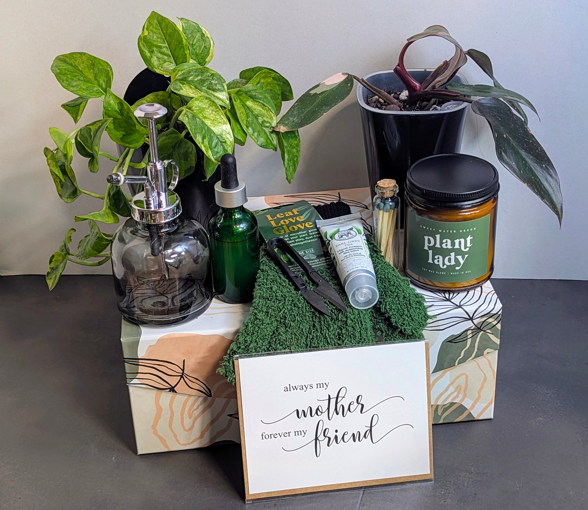 Mother's Day Gift Box